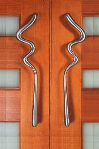STAINLESS STEEL PULL HANDLES